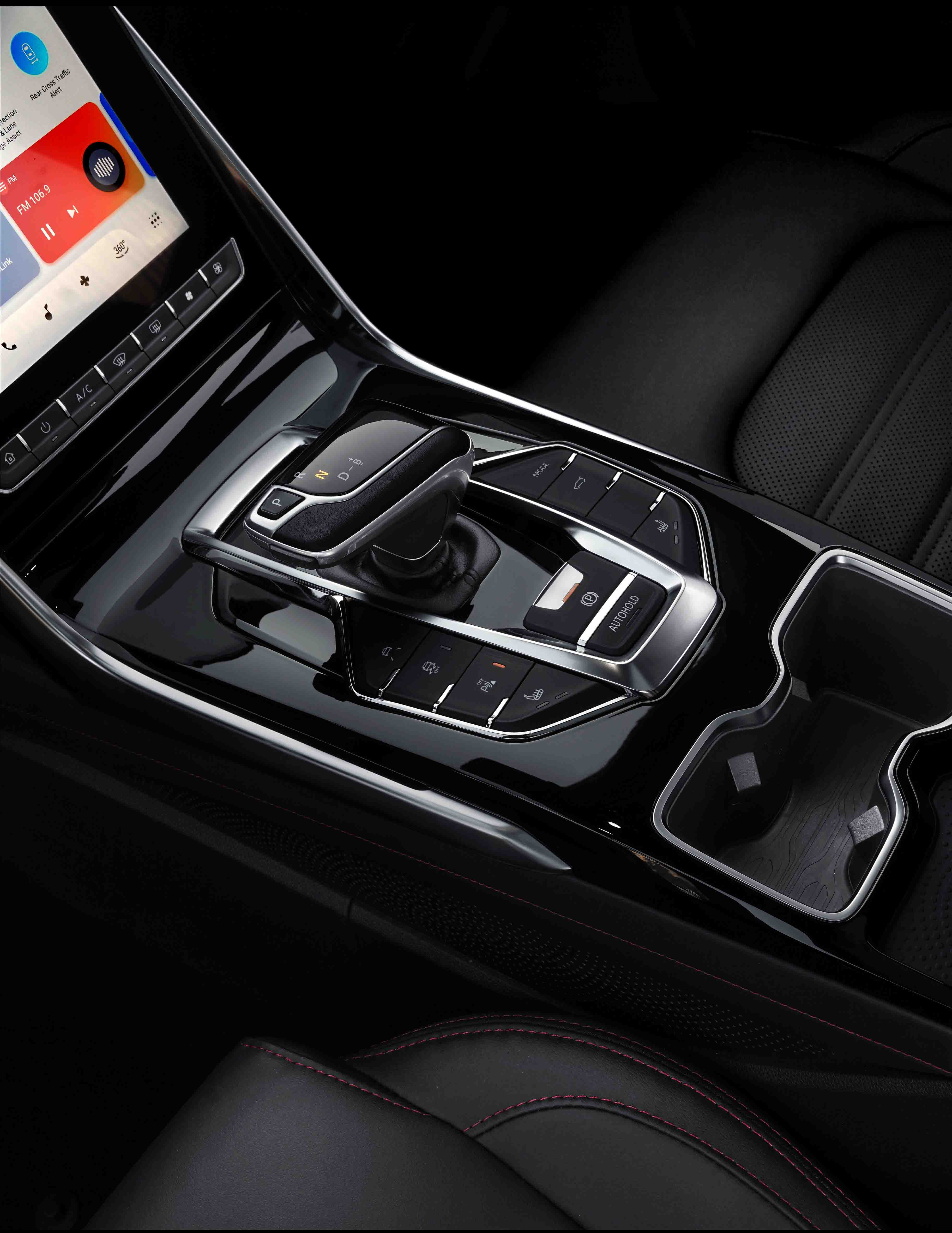 MAXUS EUNIQ6 PALANCA DE CAMBIOS
